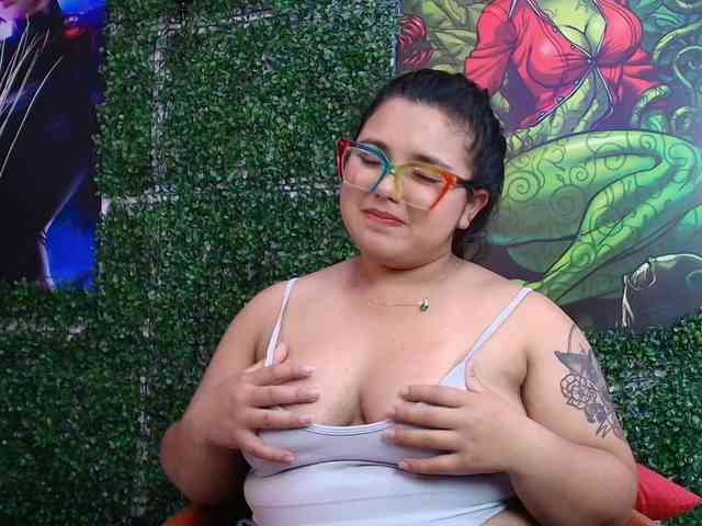 Mikaela-Joness webcam