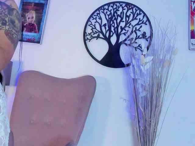 Mikaela-Joness webcam