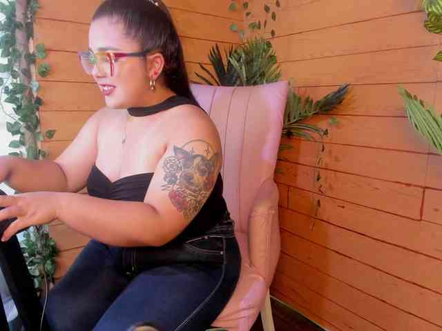 Mikaela-Joness webcam