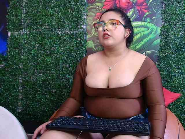 Mikaela-Joness webcam