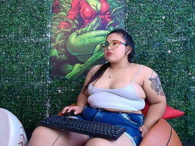 Mikaela-Joness webcam