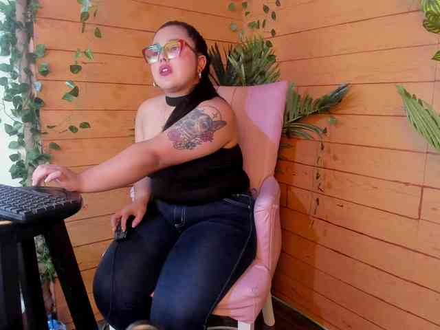 Mikaela-Joness webcam