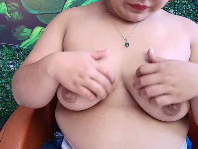 Mikaela-Joness webcam