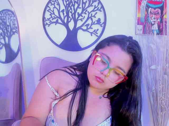 Mikaela-Joness webcam