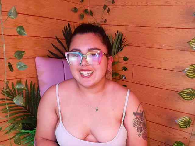 Mikaela-Joness webcam