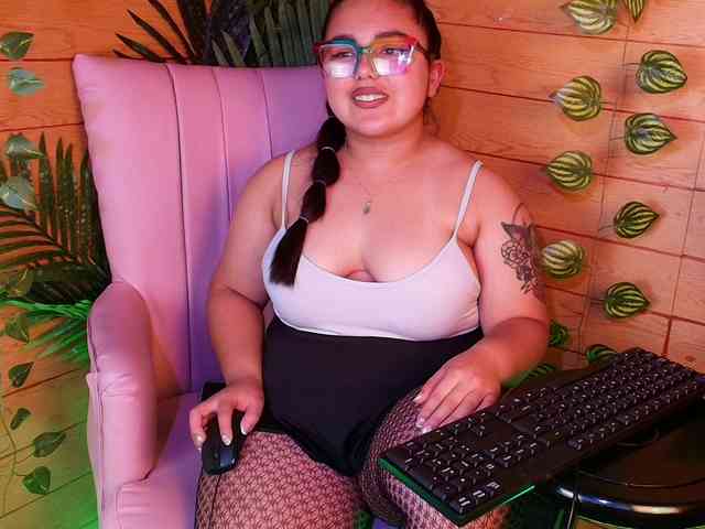 Mikaela-Joness webcam