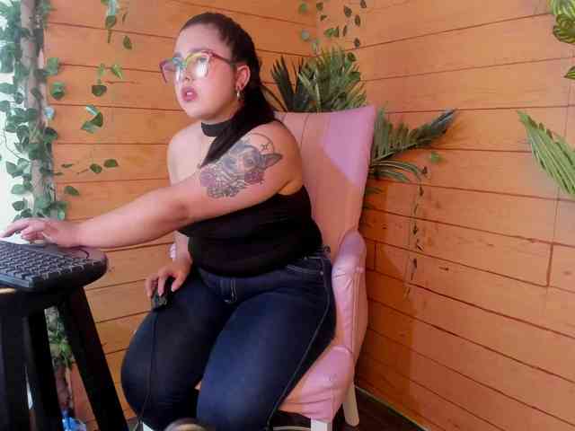 Mikaela-Joness webcam