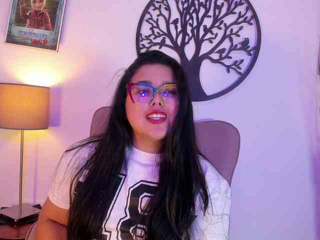 Mikaela-Joness webcam