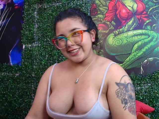 Mikaela-Joness webcam