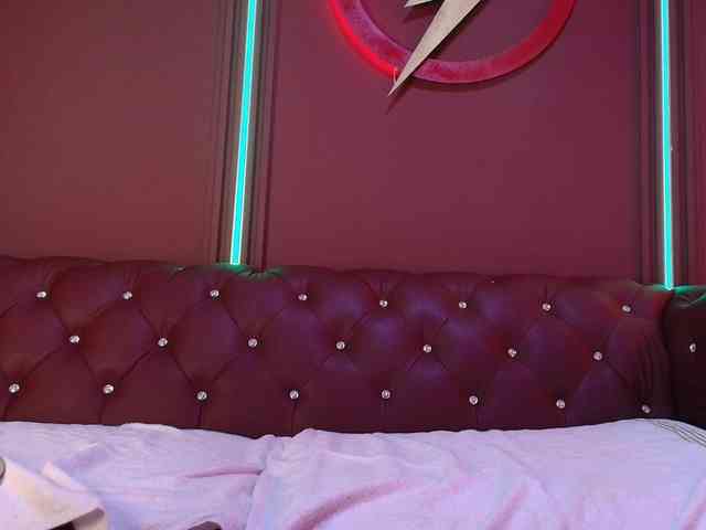 Mikaela-Joness webcam