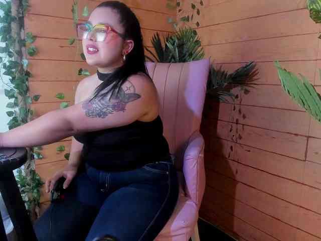 Mikaela-Joness webcam