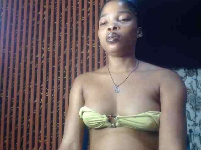 Nastiecumlover webcam