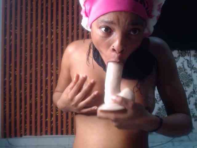 Nastiecumlover webcam