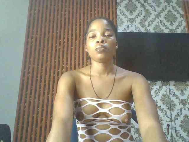 Nastiecumlover webcam