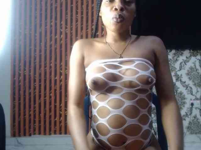 Nastiecumlover webcam