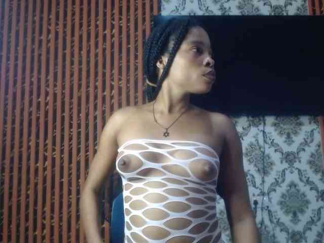 Nastiecumlover webcam