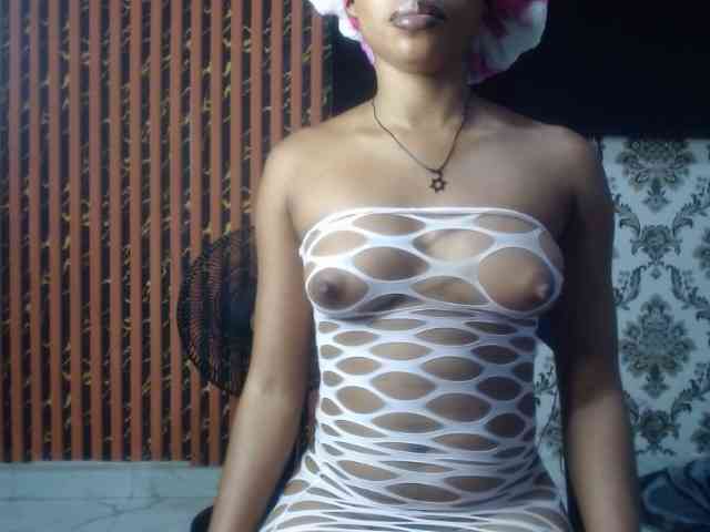 Nastiecumlover webcam