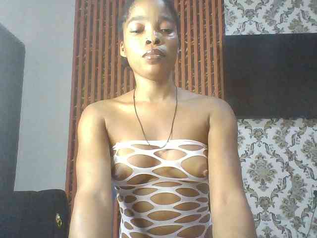 Nastiecumlover webcam