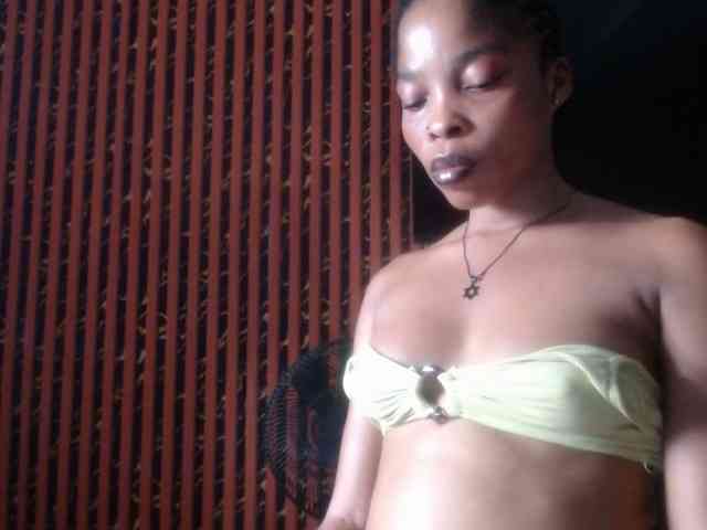 Nastiecumlover webcam