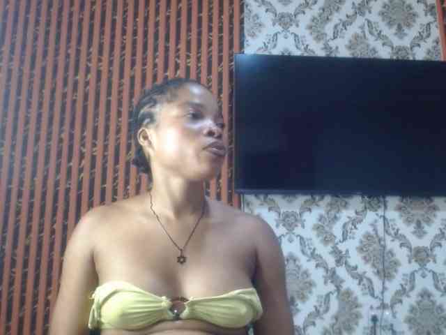 Nastiecumlover webcam