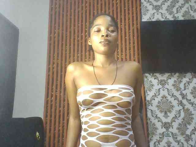 Nastiecumlover webcam