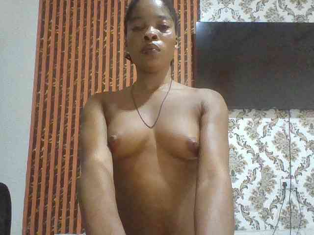 Nastiecumlover webcam