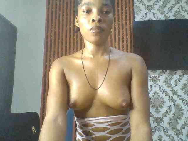 Nastiecumlover webcam