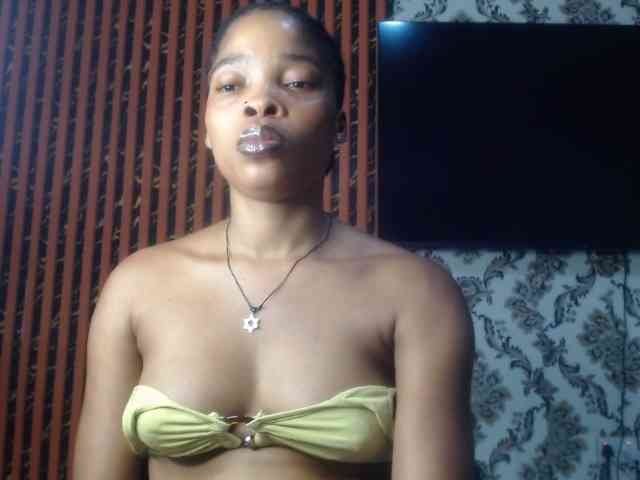 Nastiecumlover webcam