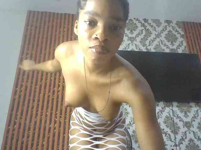 Nastiecumlover webcam