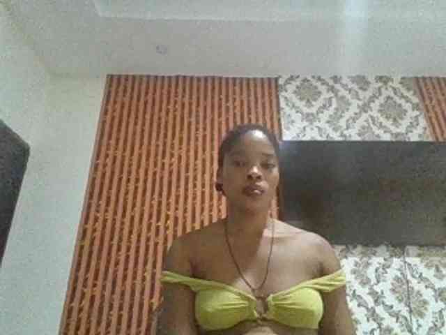 Nastiecumlover webcam