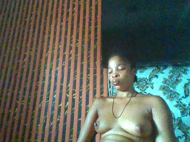 Nastiecumlover webcam