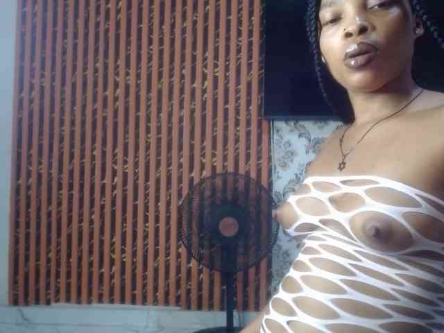 Nastiecumlover Live Webcam on BongaCams