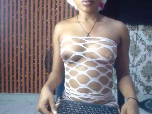 Nastiecumlover webcam