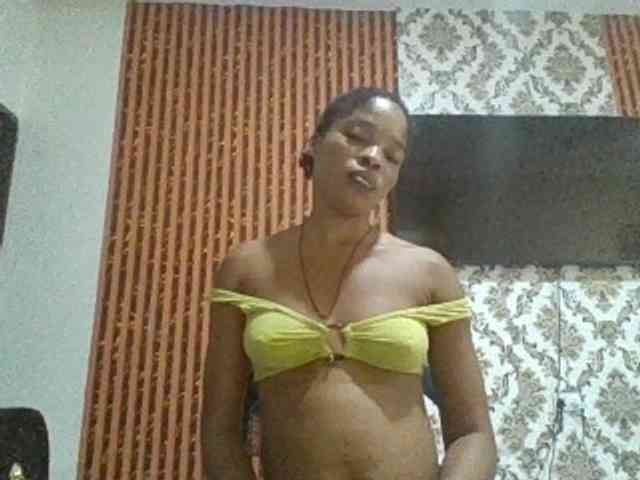 Nastiecumlover webcam