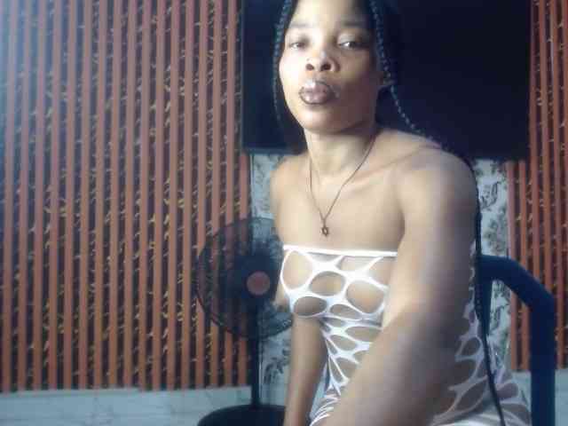 Nastiecumlover webcam