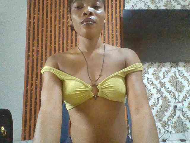 Nastiecumlover webcam