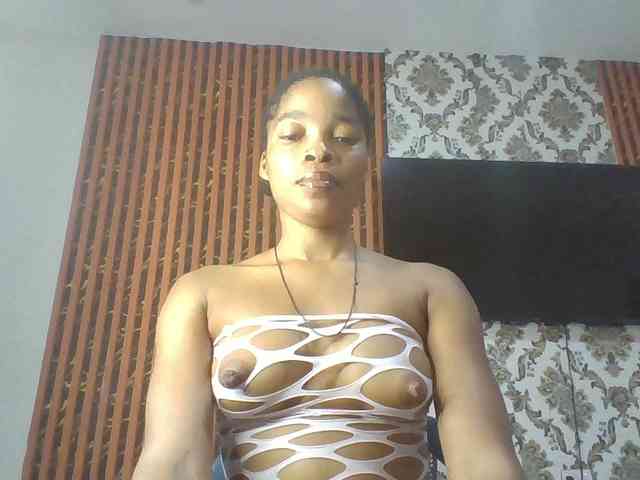 Nastiecumlover webcam