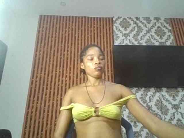 Nastiecumlover webcam