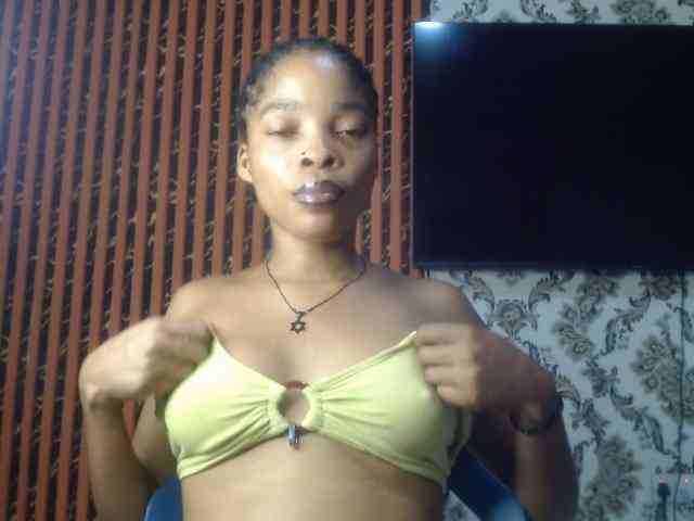 Nastiecumlover Live Webcam on BongaCams