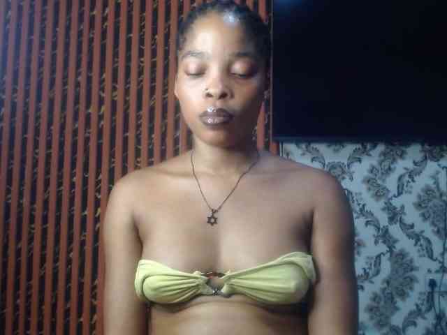 Nastiecumlover webcam