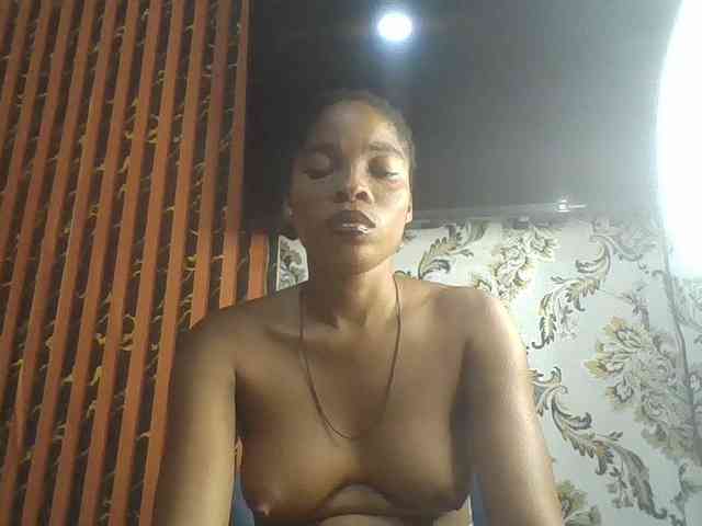 Nastiecumlover webcam