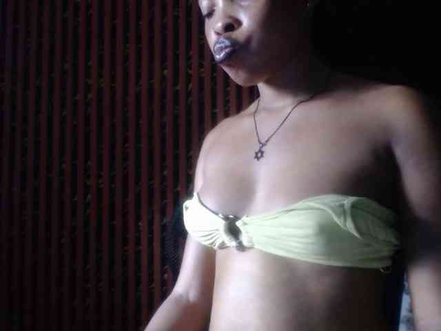 Nastiecumlover webcam