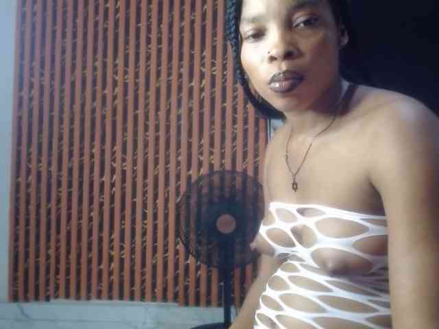 Nastiecumlover webcam