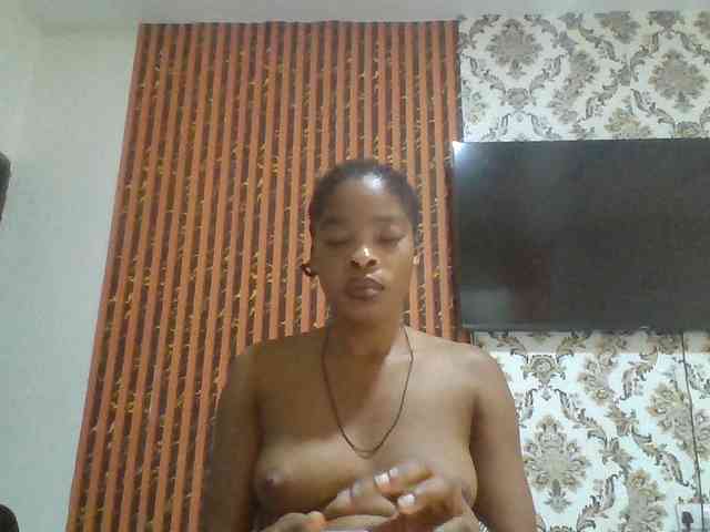 Nastiecumlover webcam