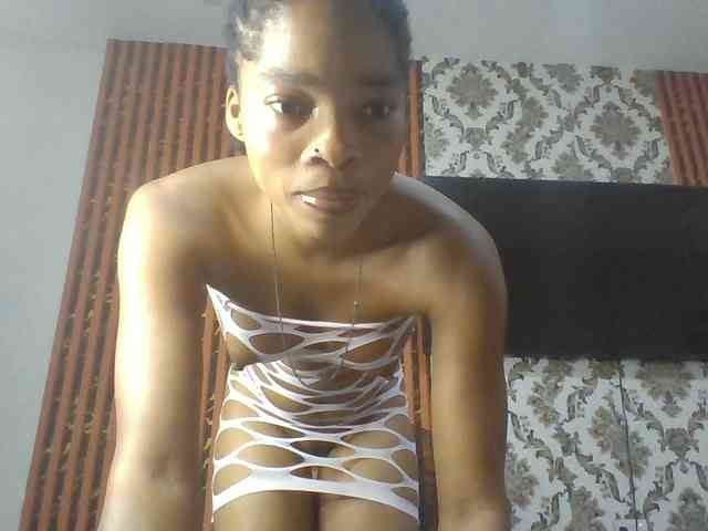 Nastiecumlover webcam