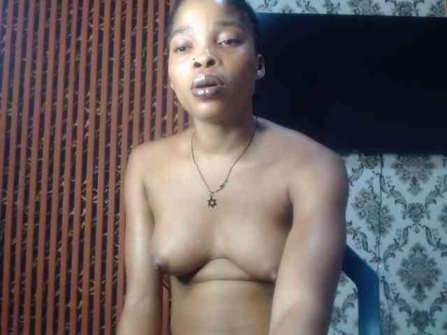 Nastiecumlover webcam