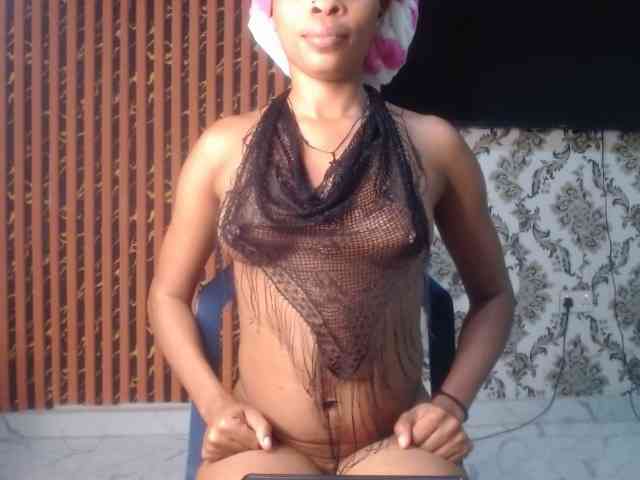 Nastiecumlover webcam