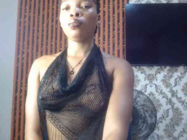 Nastiecumlover webcam