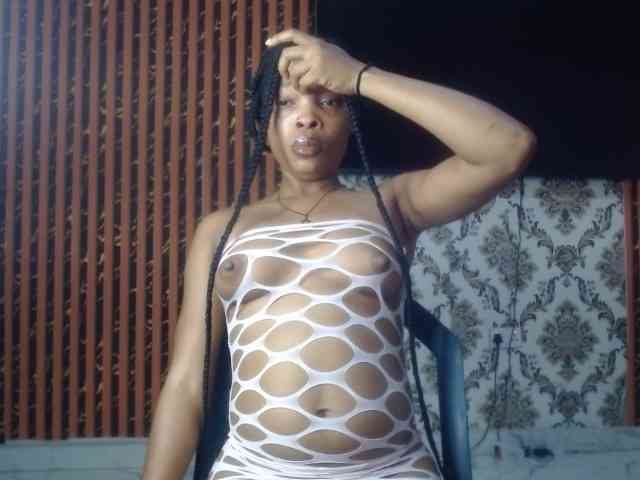 Nastiecumlover webcam