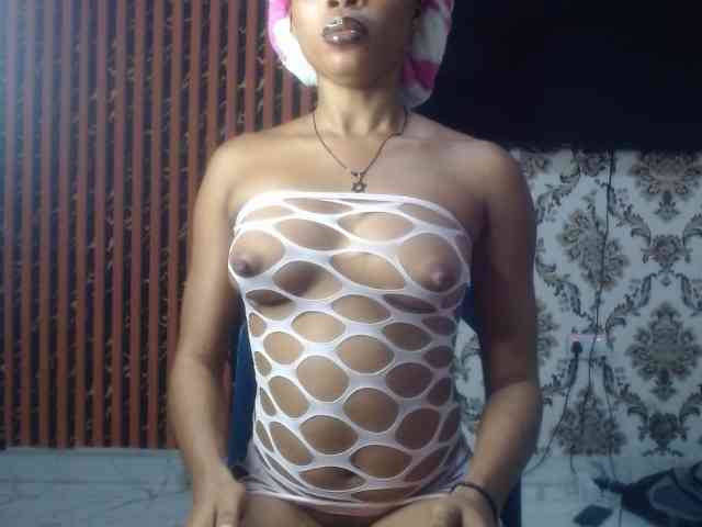 Nastiecumlover webcam